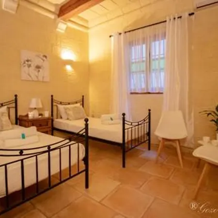 Βίλα 7 Bedrooms Villa With Private Pool And Wifi At IX Xaghra *